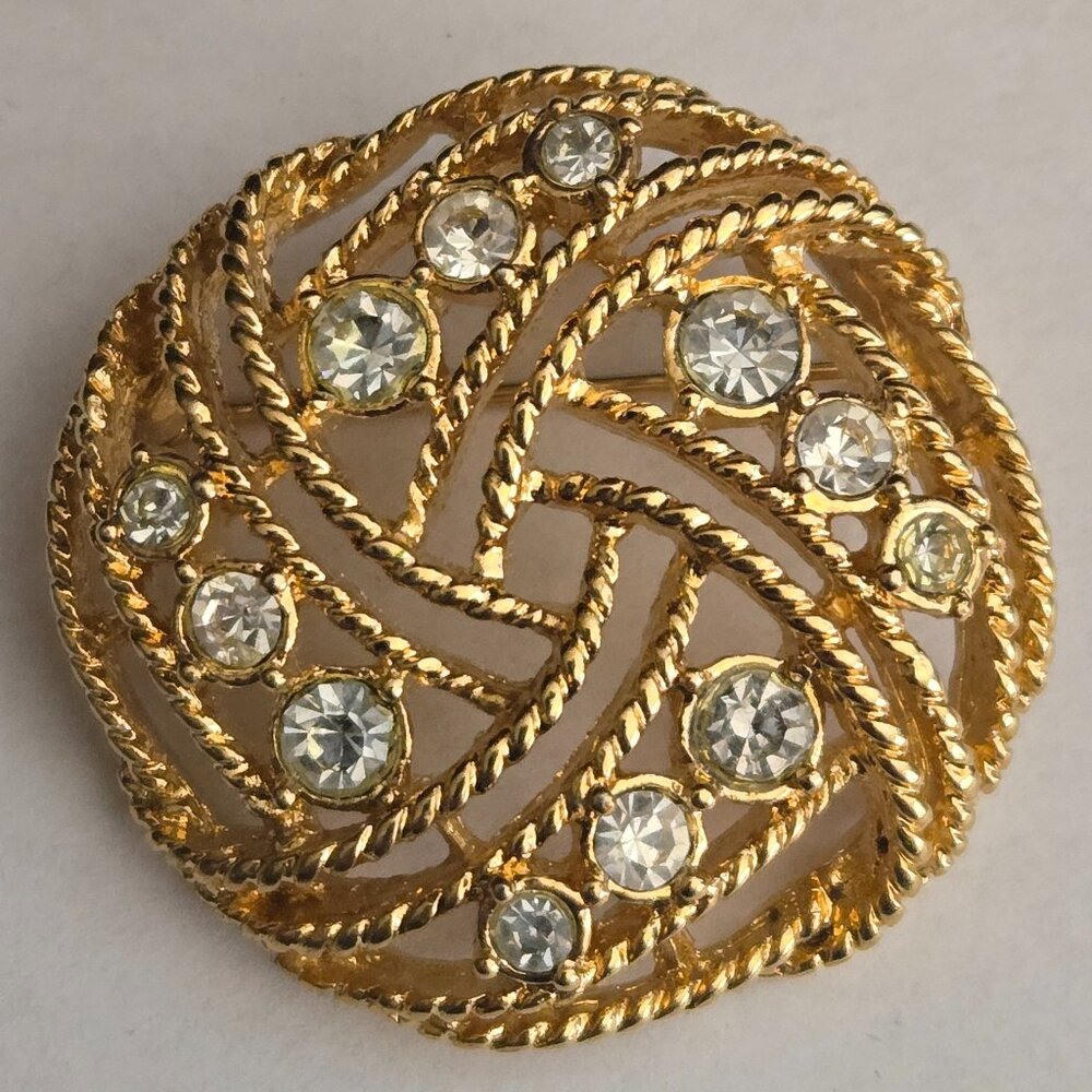 Vintage Yellow Gold Color 1 3/8" Round Brooch with 12 mounted clear stones